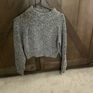 Knitted cropped turtle neck